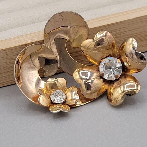 Coro Gold Tone Floral Flower Brooch Pin Rhinestones Center Signed Vtg 2"x2.5" - Picture 1 of 8